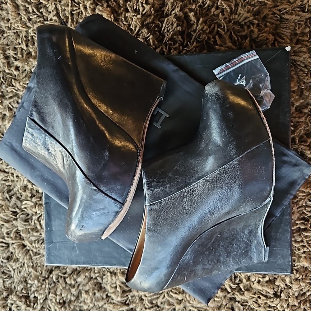 L.A.M.B. Pilot Platform Wedge Clog 8 - image 5